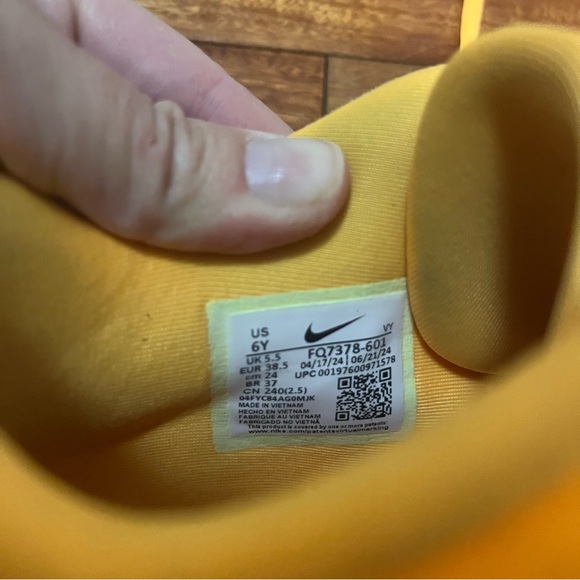 Nike Giannis Freak basketball shoes - Picture 5 of 5